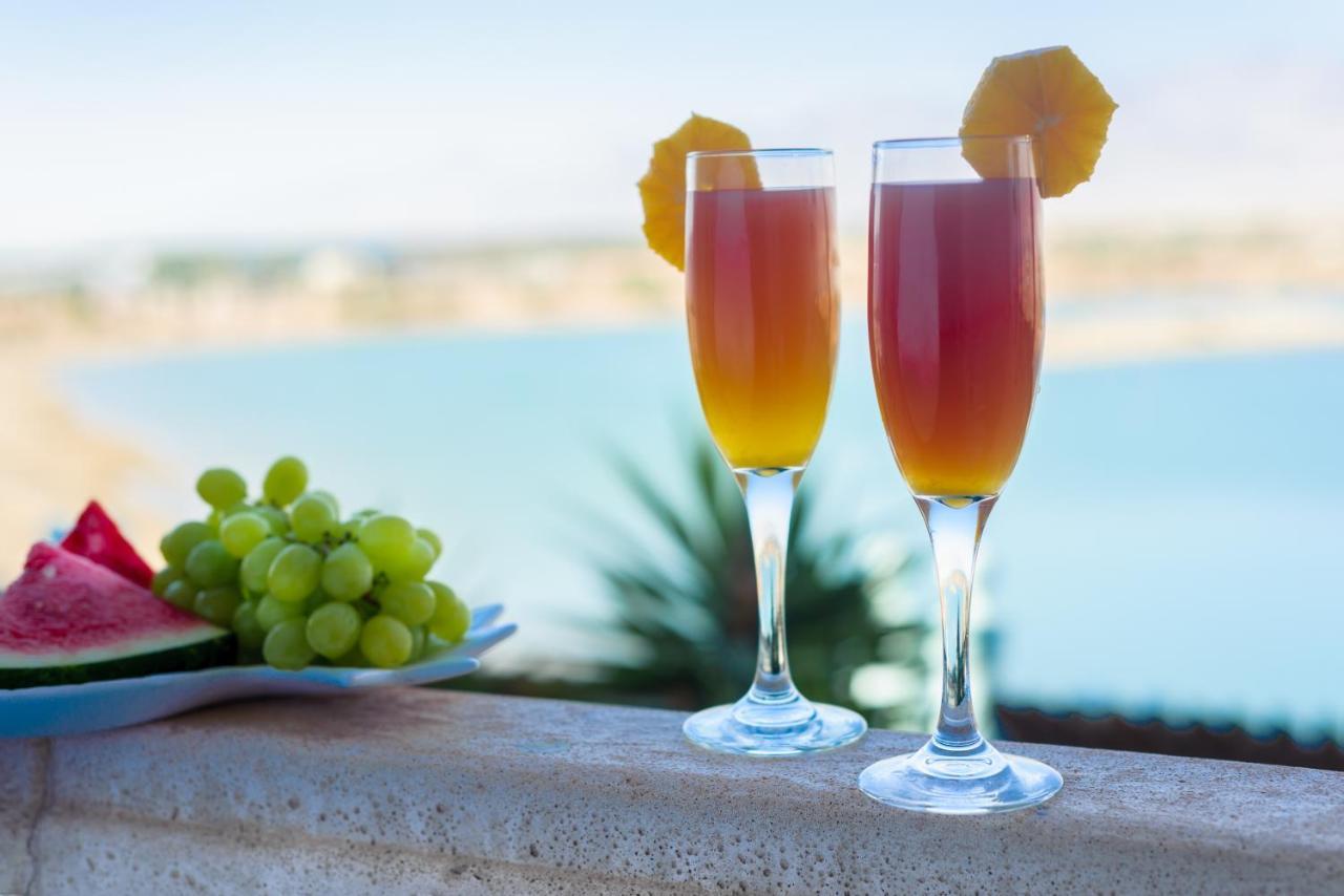 Herods Boutique Eilat A Premium Collection By Fattal Hotels Стая снимка A Bellini cocktail
