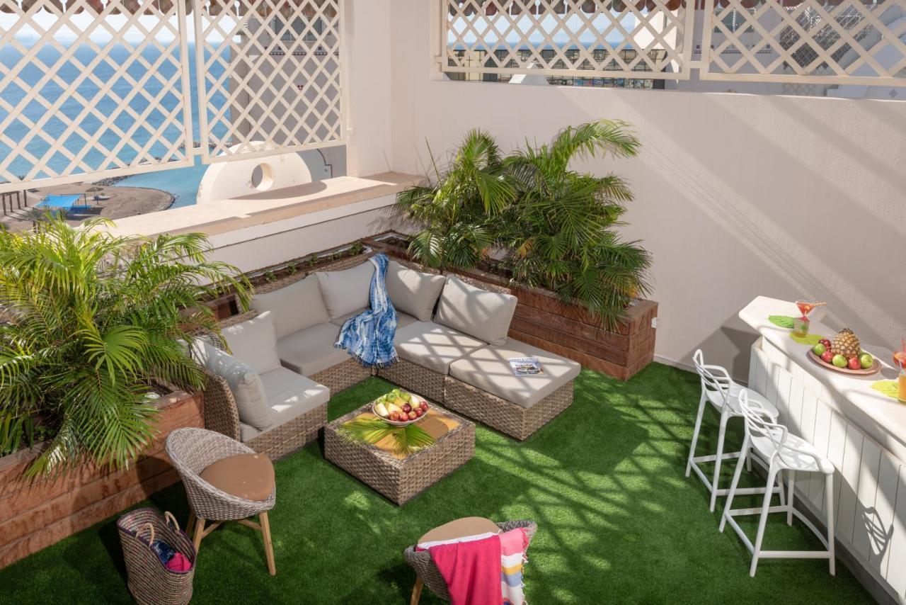 Herods Boutique Eilat A Premium Collection By Fattal Hotels Екстериор снимка Artificial grass on a balcony
